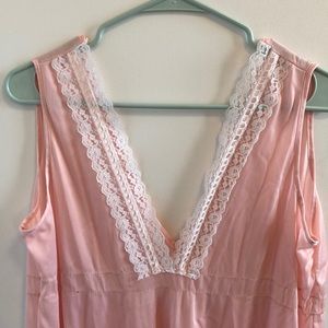 Vintage 80s Baby pink and white lace nightgown!